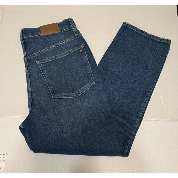 Classic Blue Women's Jeans - Picture 5 of 9